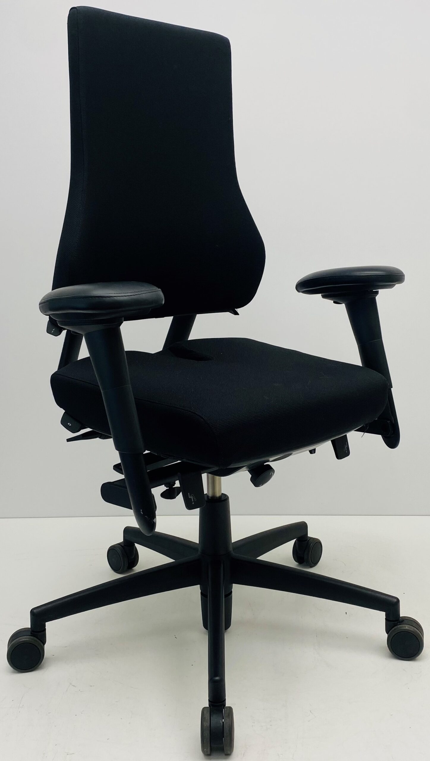 Bureaustoel BMA Axia Pro 2.2 extra hoge rug zwart