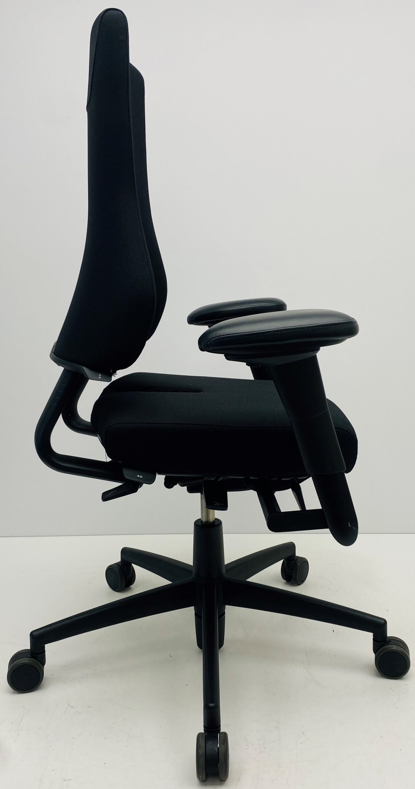 Bureaustoel BMA Axia Pro 2.2 extra hoge rug zwart