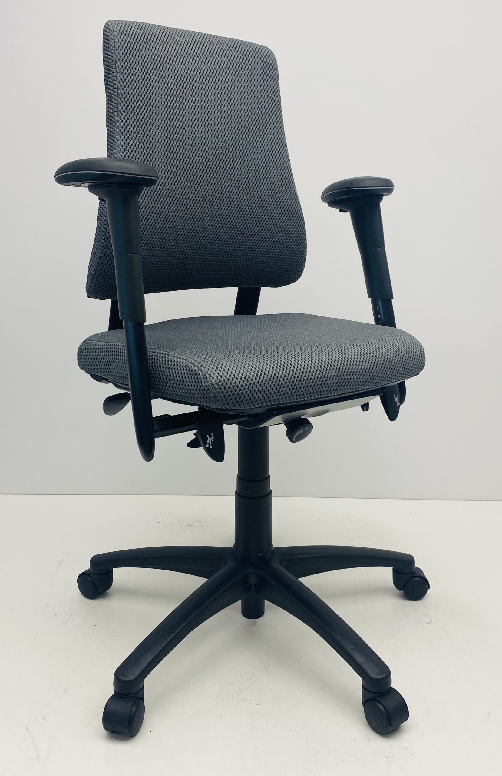 Bureaustoel BMA Axia Pro extra hoge rug grijs nieuwe stof