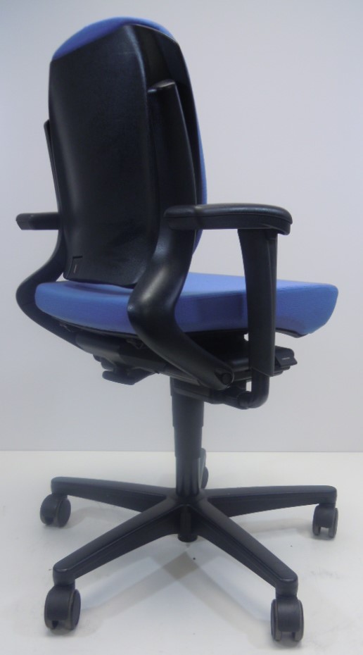 Bureaustoel Ahrend 230 middelhoge rug licht blauw