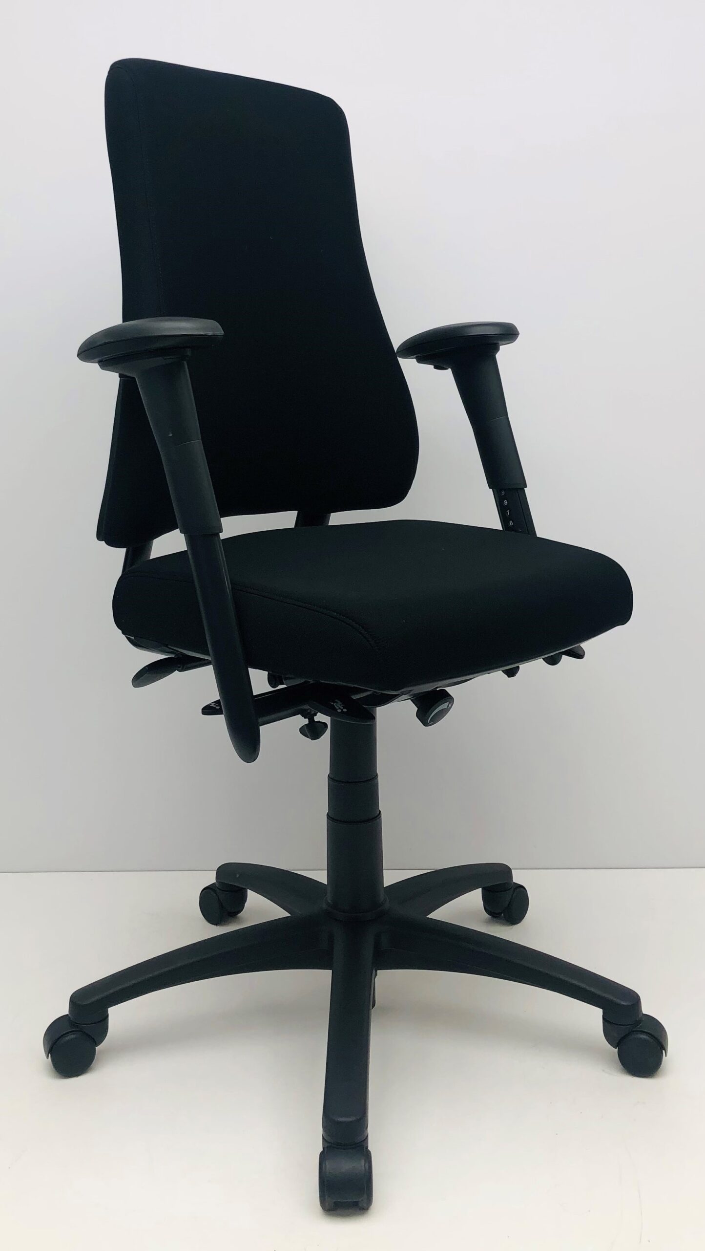 Bureaustoel BMA Axia Pro Max zwart nieuwe stof