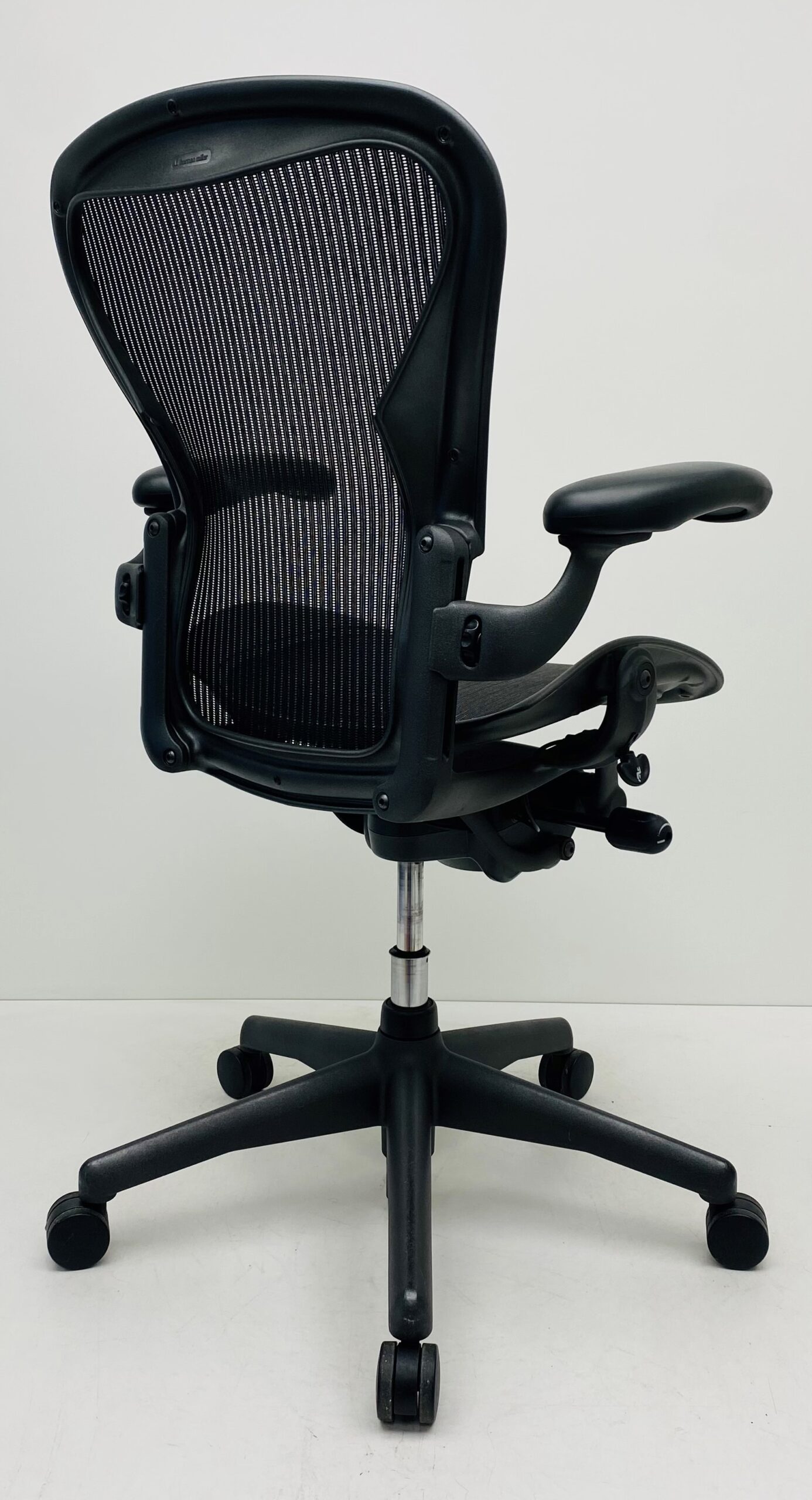 Bureaustoel Herman Miller Aeron B antraciet