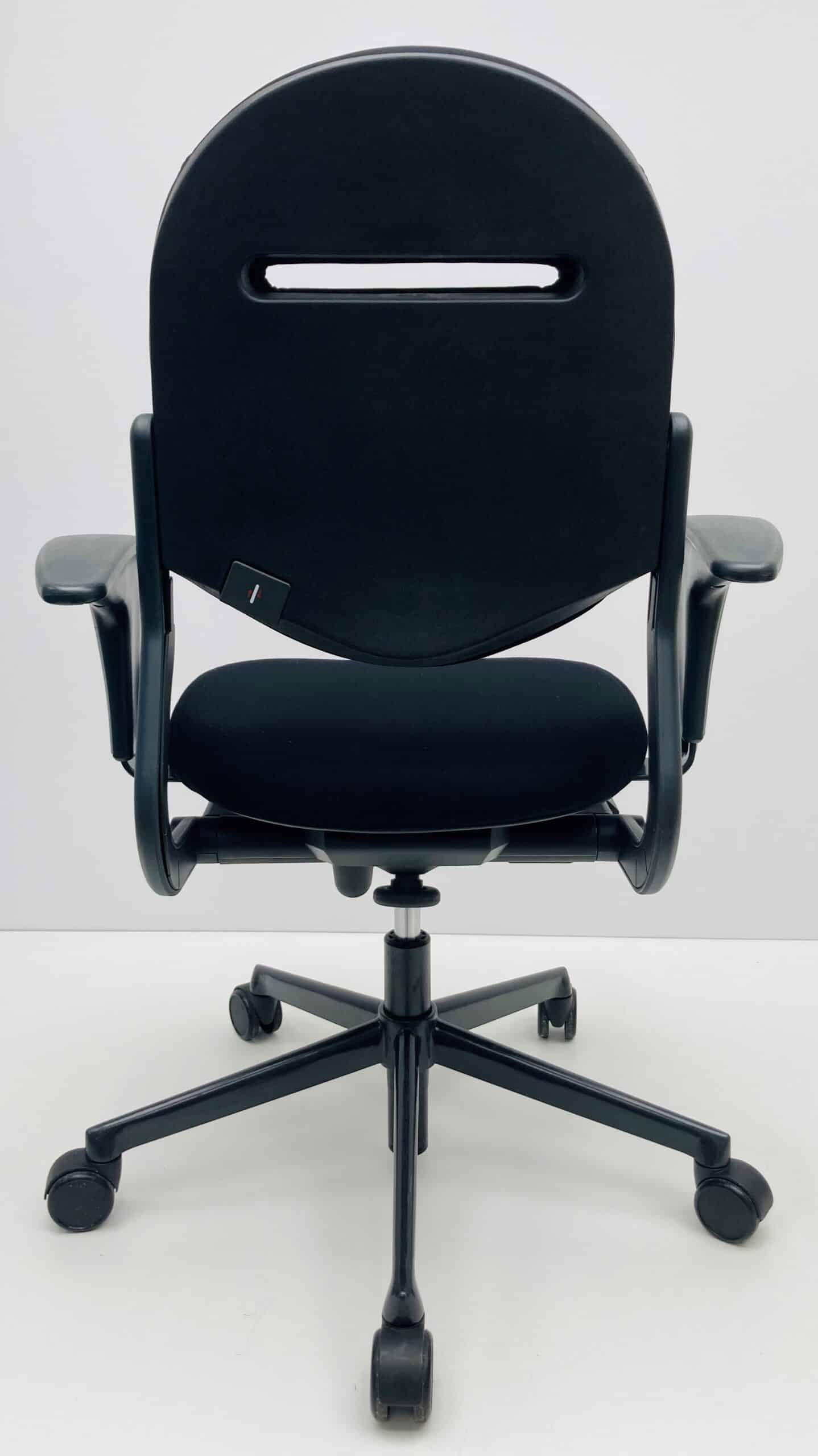 Bureaustoel Ahrend 220 zwart nieuwe stof