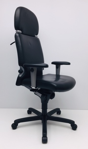 Bureaustoel Comforto 77 met hoofdsteun zwart leder