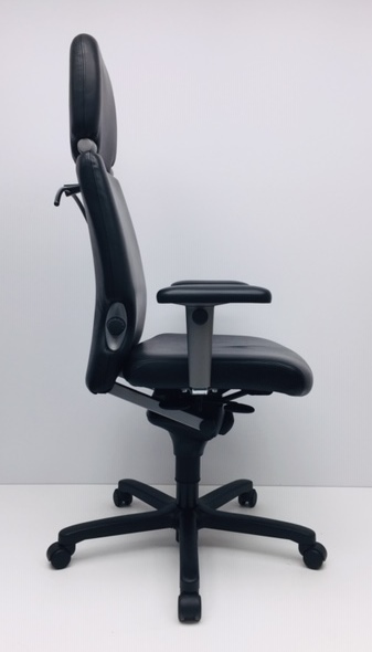 Bureaustoel Comforto 77 met hoofdsteun zwart leder