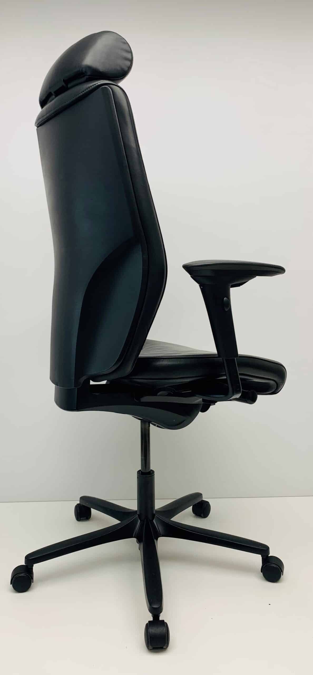Bureaustoel Giroflex 64 leder met hoofdsteun