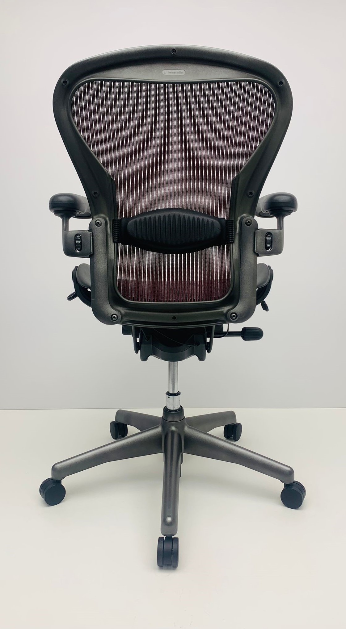 Bureaustoel Herman Miller Aeron B paars