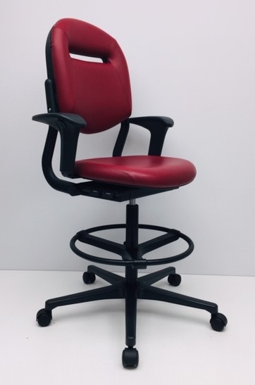 Kassastoel Ahrend 220 rood