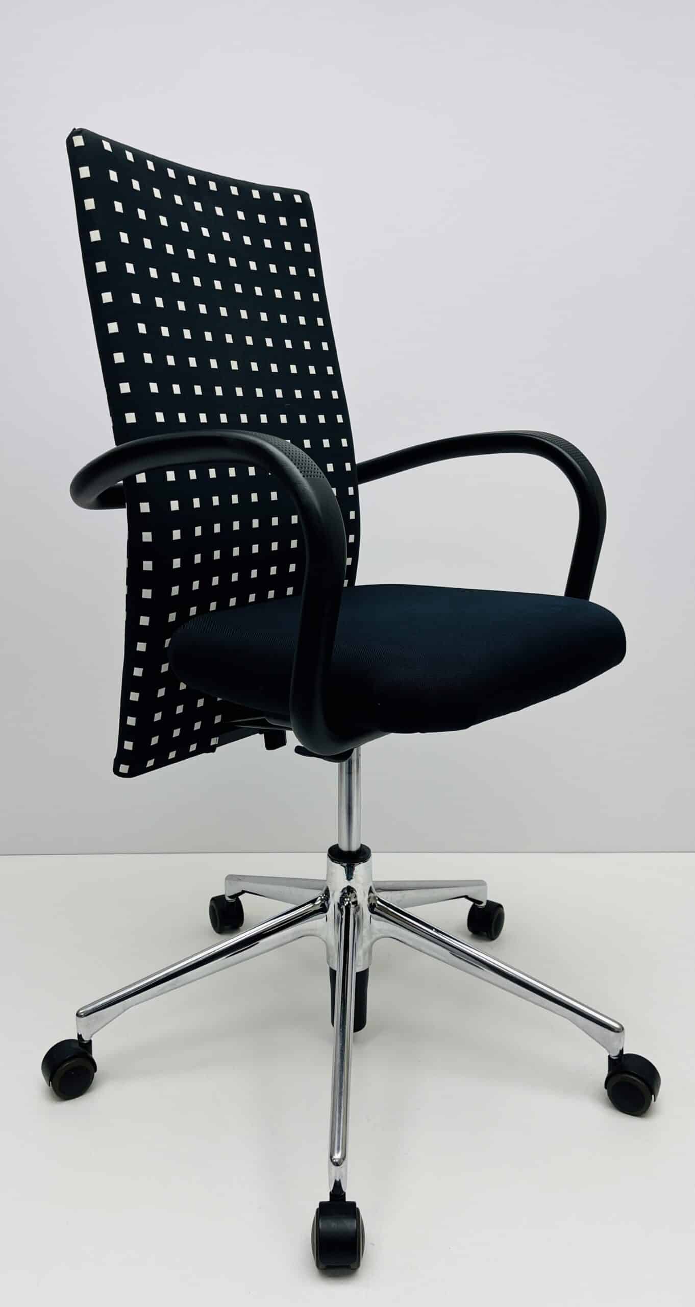 Bureaustoel Vitra AC1 zwart originele stof