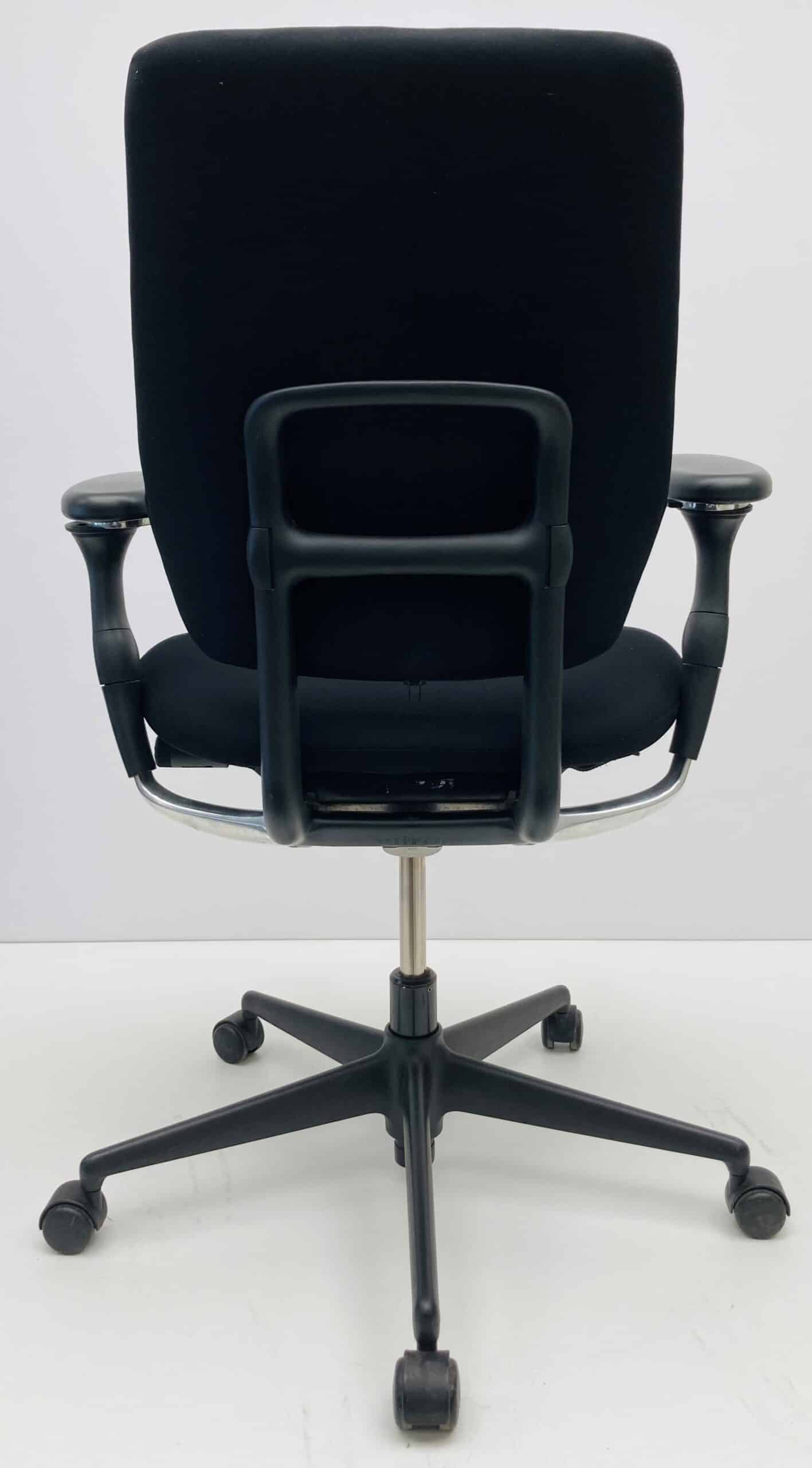 Bureaustoel Vitra Oson C zwart nieuwe stof