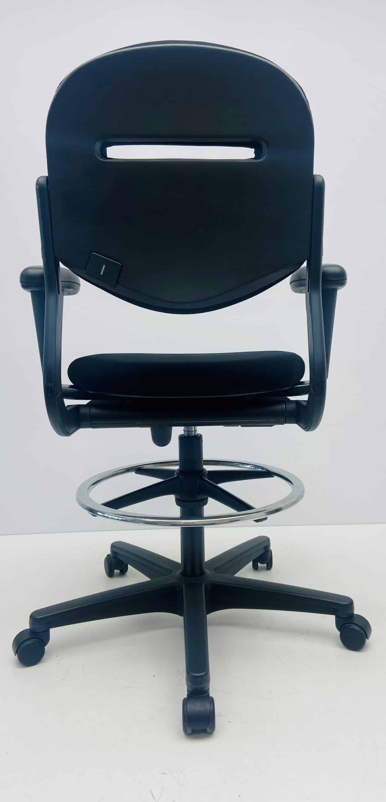 Baliestoel Ahrend 220