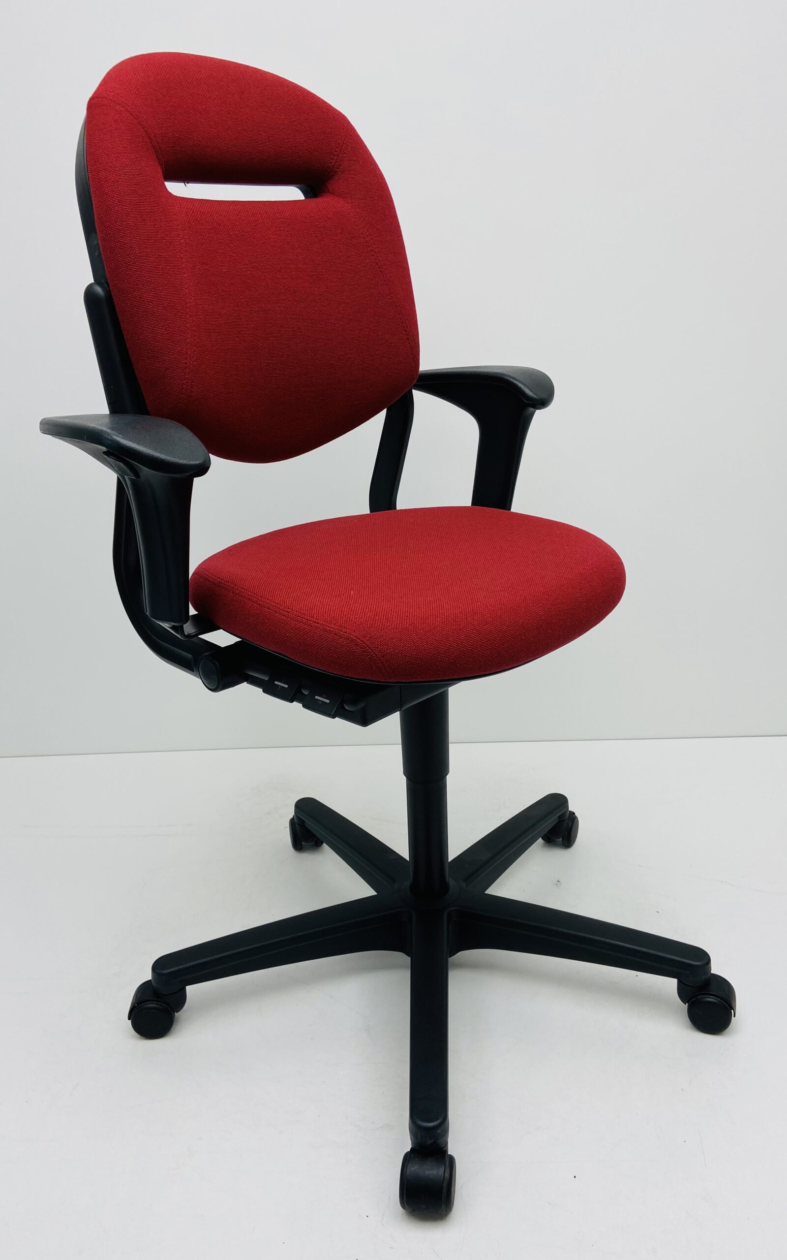 Bureaustoel Ahrend 220 rood