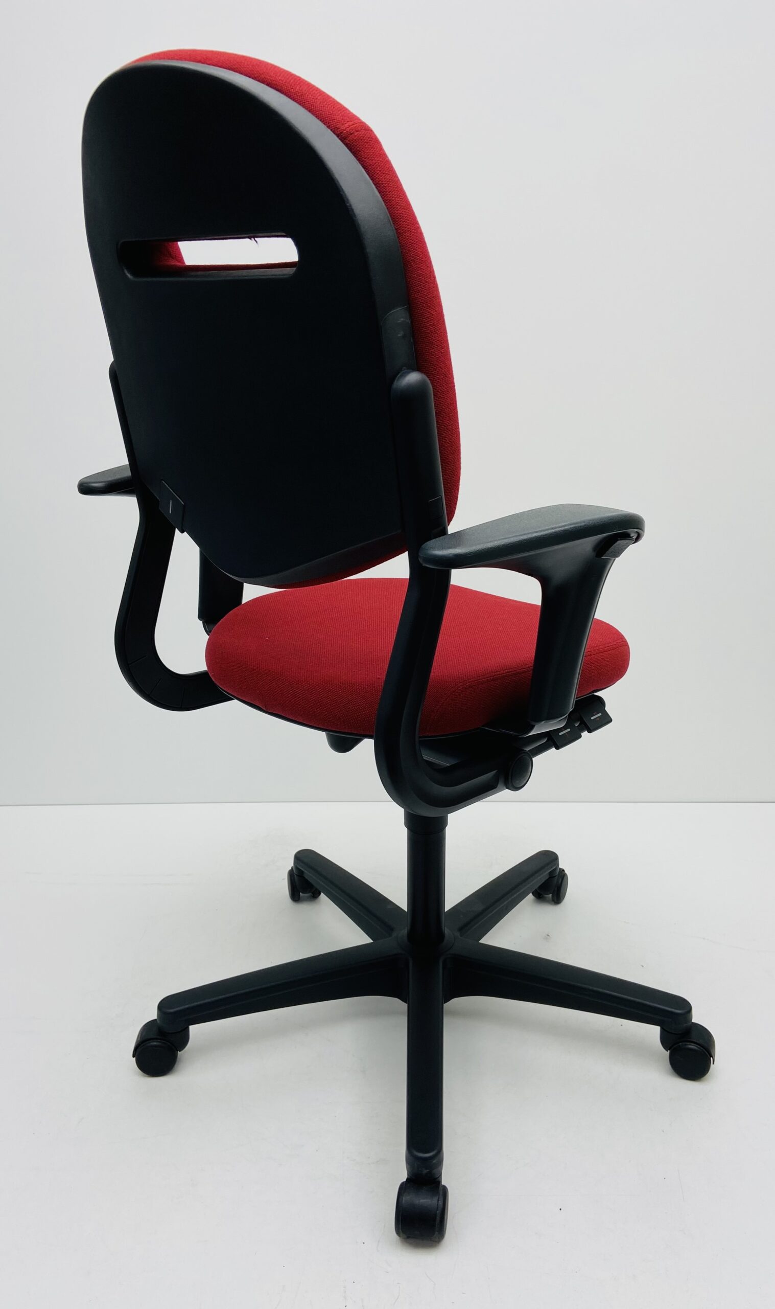 Bureaustoel Ahrend 220 rood