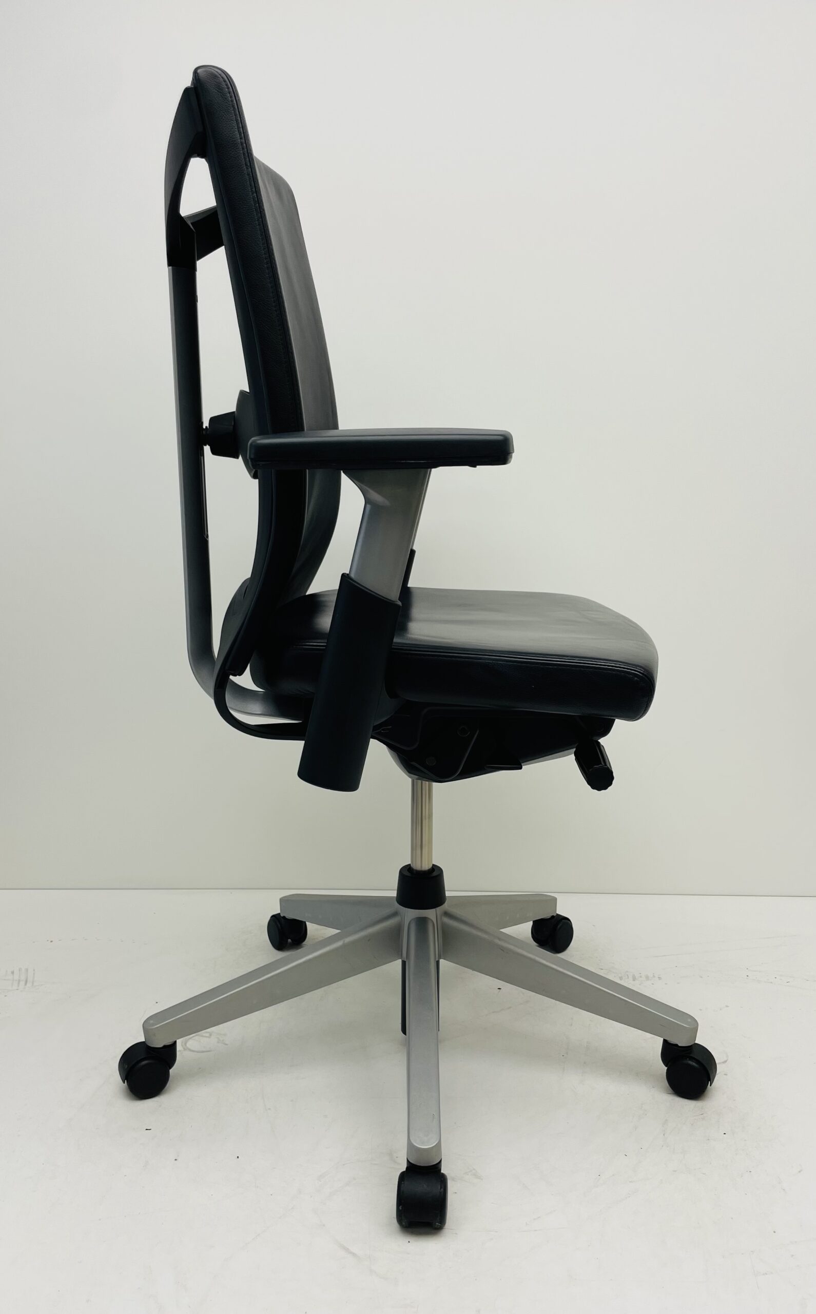 Bureaustoel Comforto DX88 zwart leder netrug